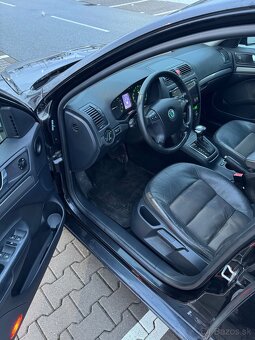 Skoda octavia 2.0 TDI 103kW DSG - 9