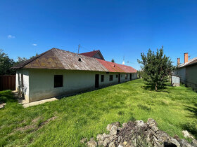 Na predaj rodinný dom v obci Považany s rovinatým pozemkom - 9