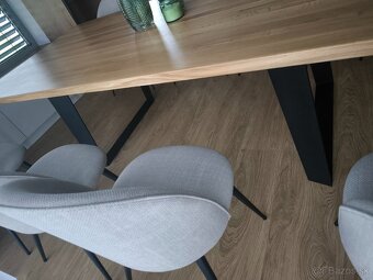 Predám kvalitné stolové zvárané podnože – čierne, masívne, š - 9