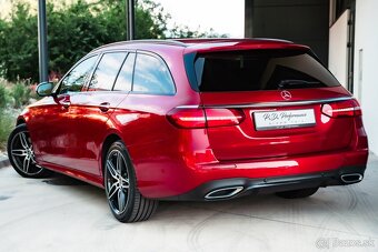 Mercedes-Benz E 220d AMG Line Night Paket Drive Assist + - 9