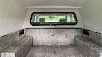 Toyota Hilux 2.5 I D-4D 88kw off-road - 9