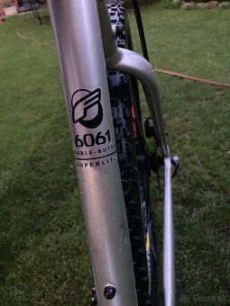 Horský bicykel zn.Felt - 9