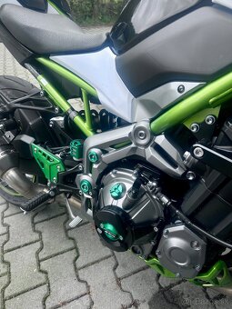 Kawasaki Z900 - 9