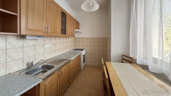 Prenájom 2 izbový byt Trnava, ul. Ľ. Podjavorinskej - 9