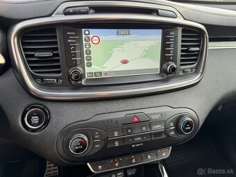 Kia Sorento 2.2 CRDi VGT 4WD 147kw Platinum A/T 7m - 9