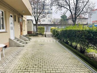 Predaj 2.izbového bytu v blízkosti Tehelného pola.55m2 - 9