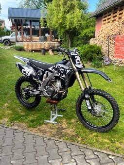 Yamaha yzf250 - 9