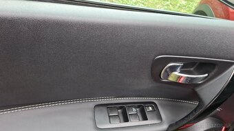 Nissan Qashqai 1.6 benzi - 9