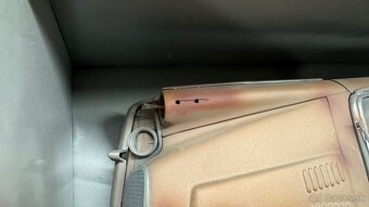 1957 Studebaker Golden Hawk 1:18 - 9