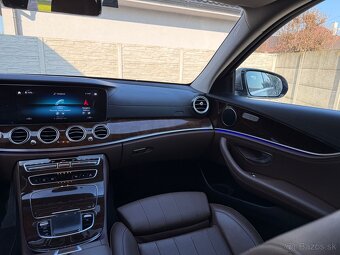 Mercedes-Benz E trieda Sedan - 9