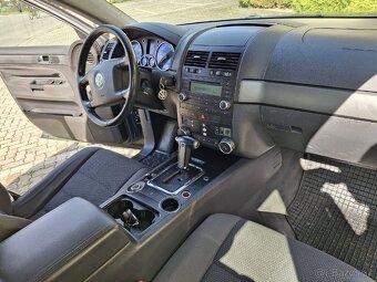 Volkswagen Touareg 2.5 - 9