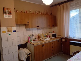 NA PREDAJ RODINNÝ DOM LEHOTA PRI NITRE - 9