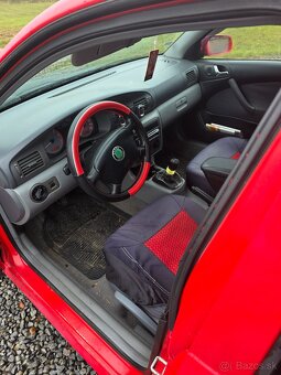 Skoda octavia 1.6 55kw - 9