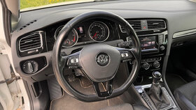 Predám Volkswagen Golf Variant 2.0 TD. r. 2014 Manual 6q - 9