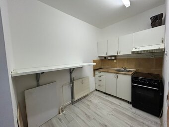Predám 1 izbový byt po rekonštrukcii v Kalnej nad Hronom - 9