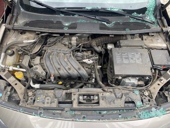 Rozpredám Renault Fluence 1.6 84kw H4M 738 - 9