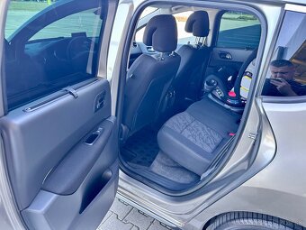 Peugeot 3008 2.0 HDi BlueHDi 150 - 9