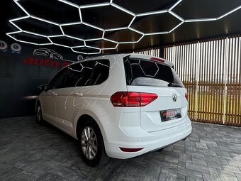 Volkswagen Touran 1.6 TDI  BMT Comfortline - 9