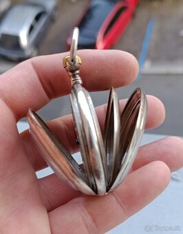 Stříbrné, kapesní hodinky, s krásně zpracovaným ciferníkem. - 9
