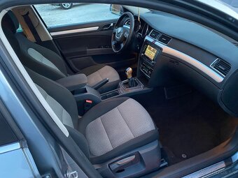 Škoda Superb 1.6 TDI GreenLine Rok výroby: 06/2013 - 9