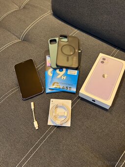 Apple iPhone 11 64GB Fialový - TOP stav - 9