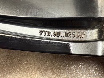 Originál letní kolesa Porsche Cayenne SUV R22 - 9