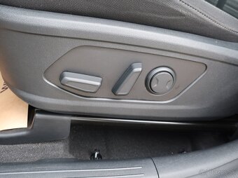 Kia Sorento 1.6T-GDi 169kW HYBRID 4x4 AUTOMAT EXCLUSIVE - 9