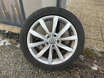 Volkswagen Golf 1.6 TDI DSG - 9