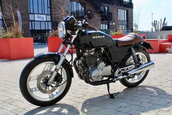 Honda XBR 500 Cafe Racer / A2 - 9