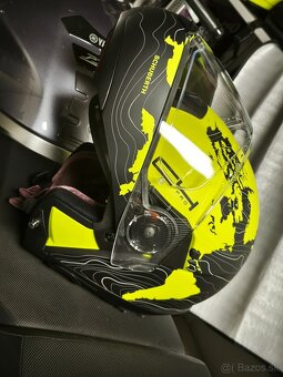 Schuberth C4 PRO magnitudo - 9