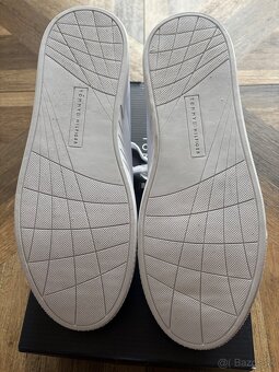 Pánske topánky TOMMY HILFIGER. Veľkosť 43 - 9