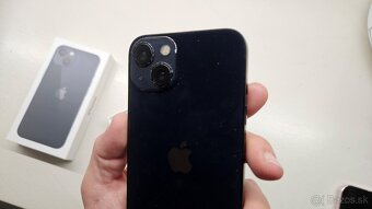 Apple iPhone 13 tmavý 128GB - 9