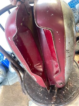 Nádrž Jawa 250/350 panelka kyvačka - 9