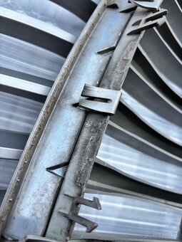 BMW ľadvinky - strieborná a čierna (X5 E70, X6 E71) - 9