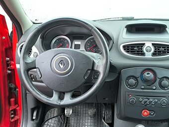 Renault Clio 1.5 dCi - 9