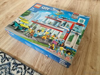 Neotvorené zapečatene Lego City 60330 - 9