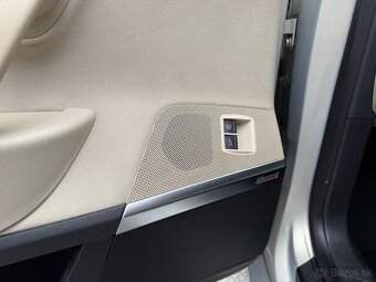 Volkswagen Passat CC 2.0 TDi CR - 9