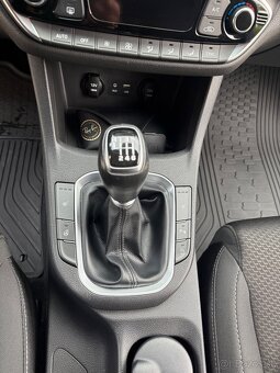 Predám Hyundai i30 1.4 Benzín 73 kW, 2017 – Top stav, komple - 9