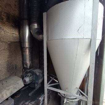 Plazmový rezací stroj PIERCE RUR 2500 P - 9