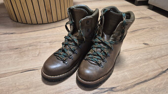 Lowa Renegade GTX Mid a celokožené Planai - 9