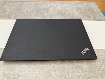 ThinkPad T15 i5-10310U | 32GB | 512GB SSD | LTE | FHD - 9