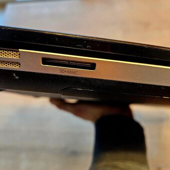 Predám notebook HP Pavilion dv7 17,3" - 9