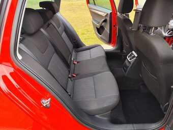 Škoda Octavia Combi 1.6 TDI DSG - 9