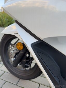 Honda PCX 2023 - 9