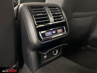 Volkswagen Passat Variant 2.0TDi 110kW Business - 9