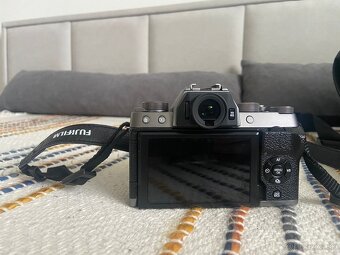 Fujifilm X-T100 + príslušenstvo - 9