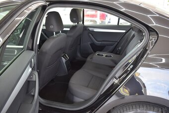 Škoda Octavia 1,2 TSI 77 kW, Elegance,tempomat,Alu. - 9