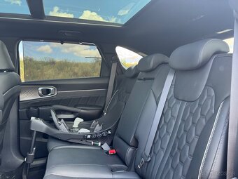 KIA SORENTO 2.2 CRDi PLATINUM 2023 naj.36tis.km - 9