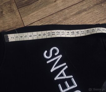 Calvin Klein crop mikina - 9
