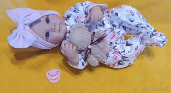 Realistická bábika Lívia - 9